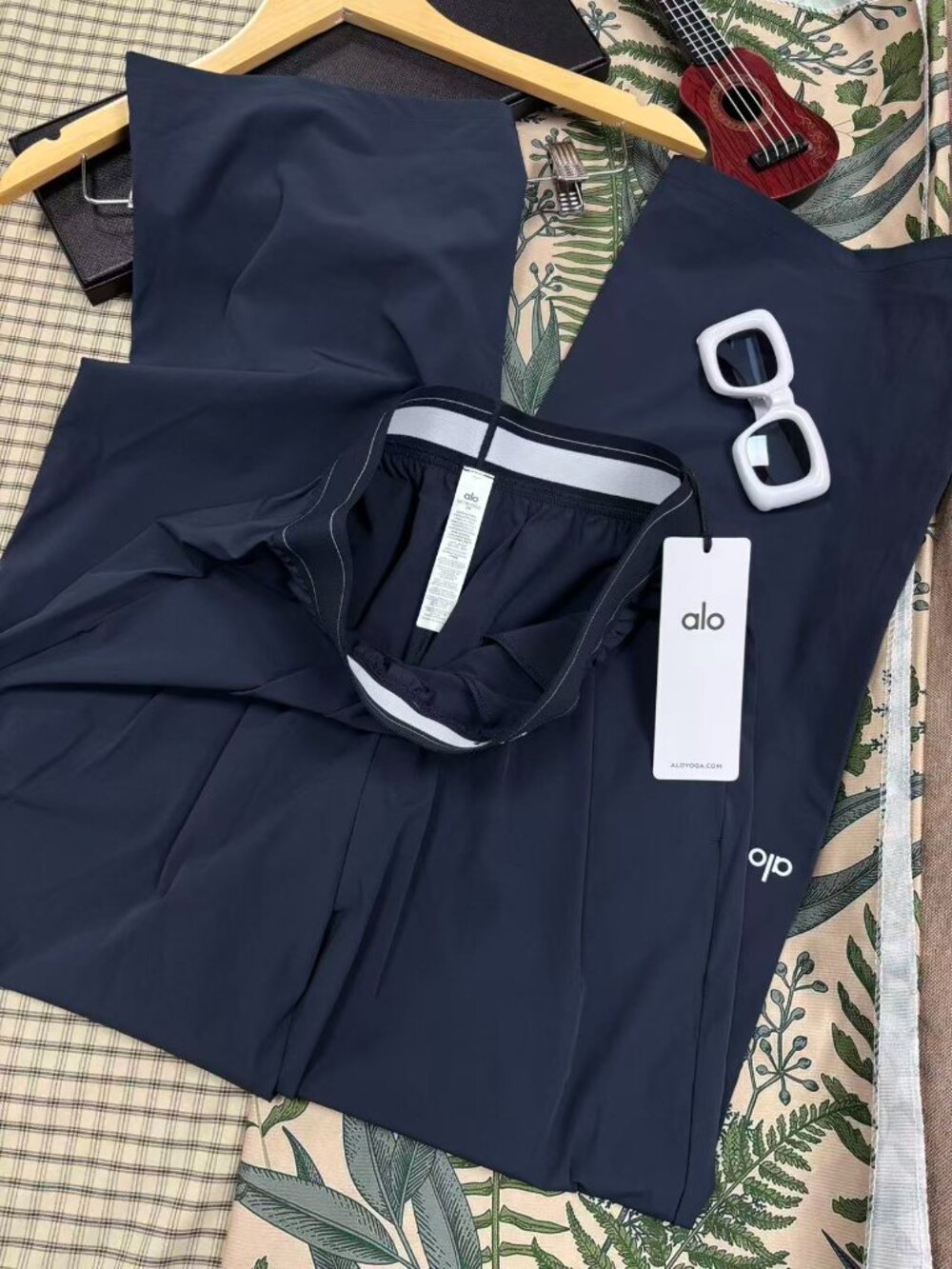 🕶Alo Yoga Suit Up Trouser Navy Blue Regular 30-inch Inner Seam Length 🖤 - Picture 4 of 9